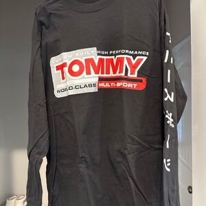 Korean - Tommy Sports Gear long sleeve Shirt Size XL